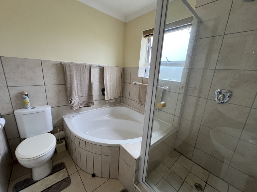 2 Bedroom Property for Sale in C Place Eastern Cape
